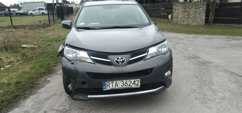 Toyota RAV4 cena 28000 przebieg: 305400, rok produkcji 2013 z Pilzno małe 277